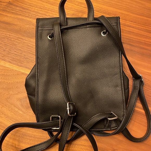 Mini Backpack NWOT - Picture 4 of 4